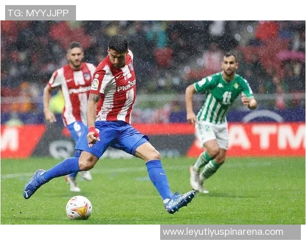 西甲多起球场侮辱事件曝光涉及巴萨西蒙尼及多名裁判